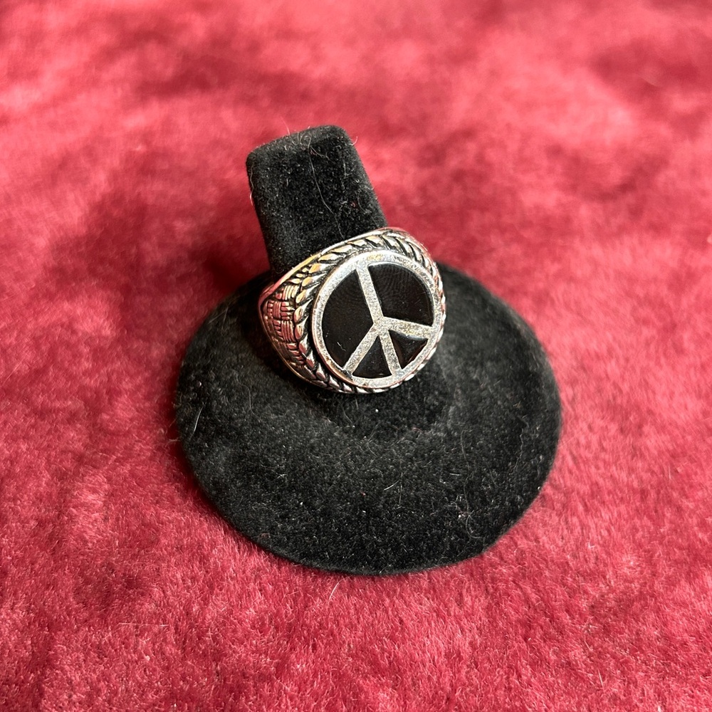 Vintage DEADSTOCK G&S SILVER PEACE SIGN RING with Black Onyx